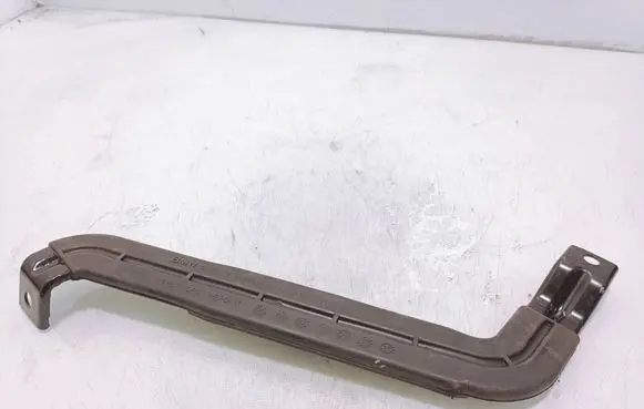 BMW 3 E90 E91 Battery bracket 7549425