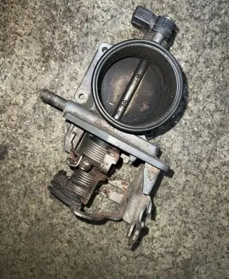 BMW 5 E39 Throttle valve 1433345