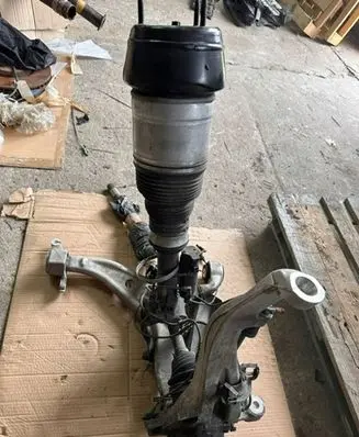 Mercedes-Benz GLE (W166 - C292) Front wheel hub spindle knuckle