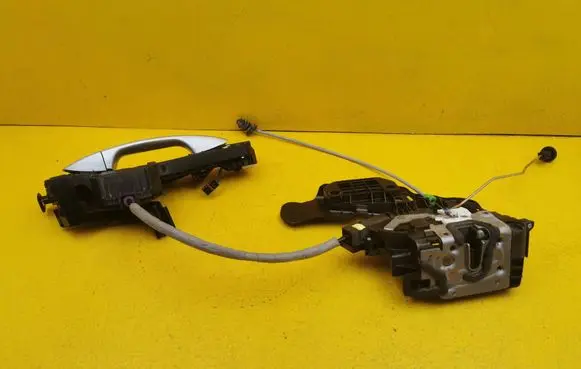 Mercedes-Benz ML W166 Rear door lock A0997300835 A2220064099 A2047602434
