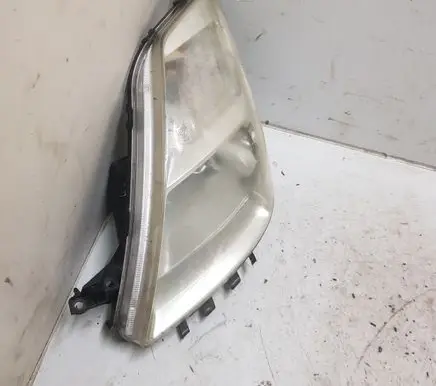 Toyota Prius (XW20) Headlight/headlamp