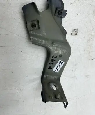 Opel Insignia A Fender mounting bracket 0817R