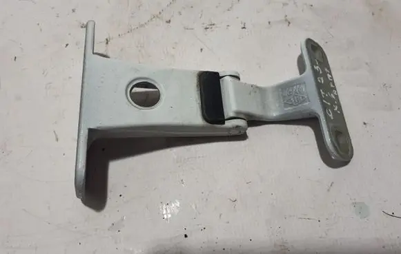 Mercedes-Benz Citan II W420 Loading door lower hinge A4207431600