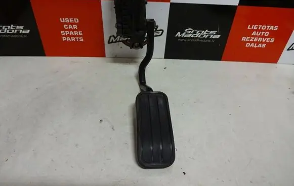 Volkswagen Sharan Accelerator throttle pedal 7M3721603A