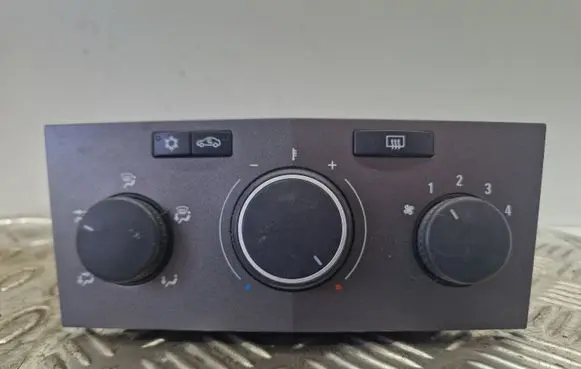 Opel Astra H Climate control unit 13201300