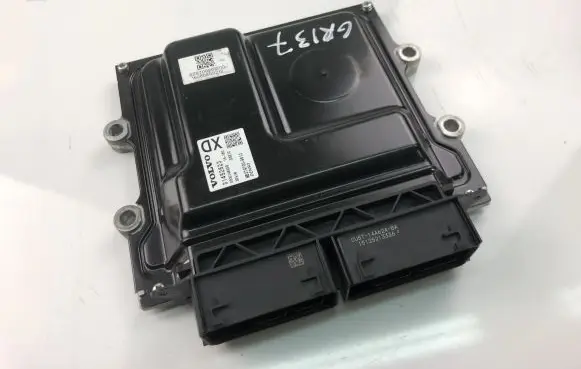 Volvo V70 Engine control unit/module ECU 31452623