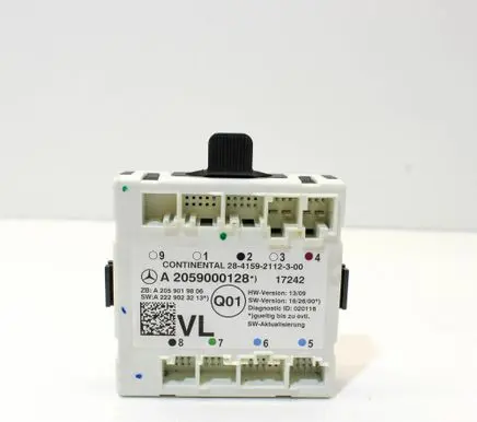Mercedes-Benz C W205 Door control unit/module A2059000128