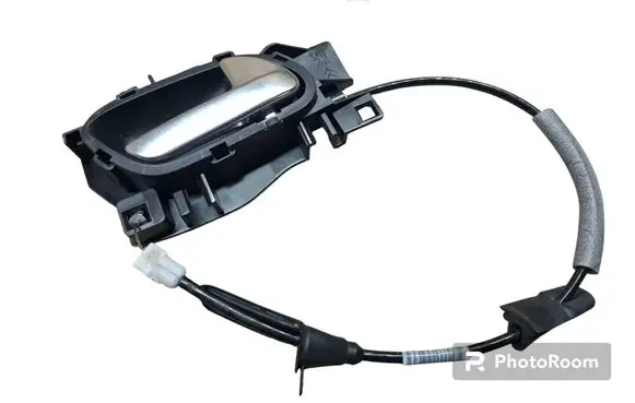 Peugeot 208 I Front door interior handle 96555516VV