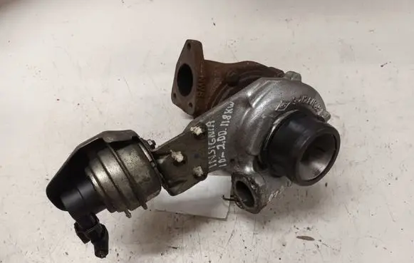 Opel Insignia A Turbo 55570748 7661371