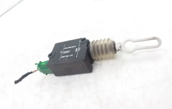 Audi A6 S6 C5 4B Tailgate boot lock/latch motor 4B9962115