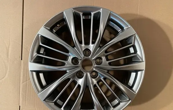 Ford Kuga III R18 alloy rim 