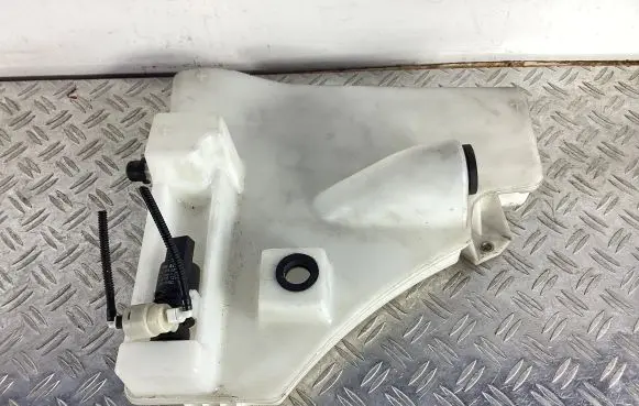 Porsche Cayenne (92A) Windshield washer fluid reservoir/tank 7P0955453A 1K6955651