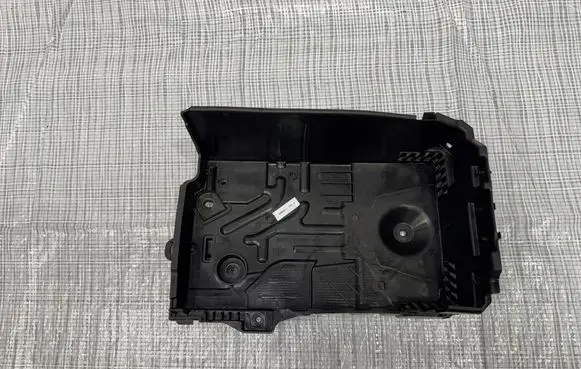 Lancia Ypsilon Battery box tray 9836759680