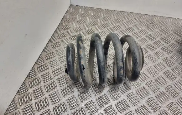 Volkswagen Transporter - Caravelle T5 Rear coil spring
