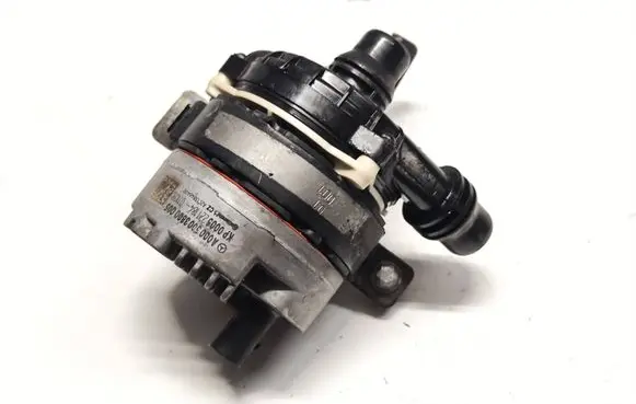 Mercedes-Benz C AMG W205 Electric auxiliary coolant/water pump A0005003800 a2056223000