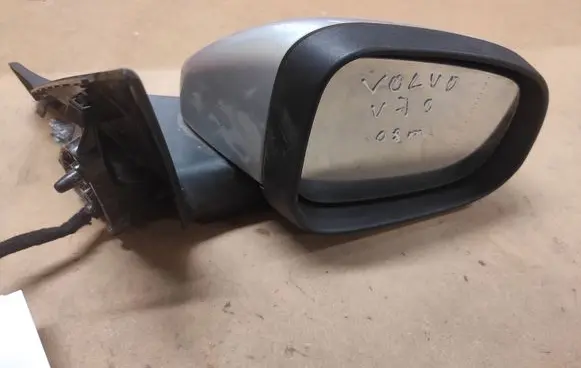 Volvo V70 Front door electric wing mirror 3004968 3040018 A049504