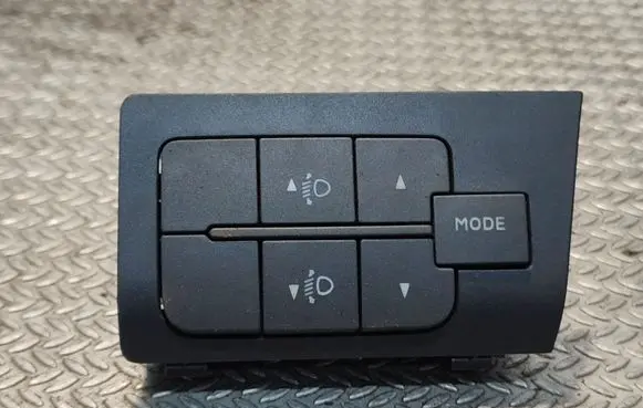 Peugeot Boxer Headlight level height control switch 7354213530