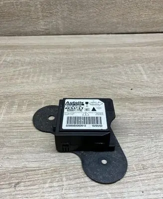 Renault Vel Satis Airbag deployment crash/impact sensor 8200017775C 550897500