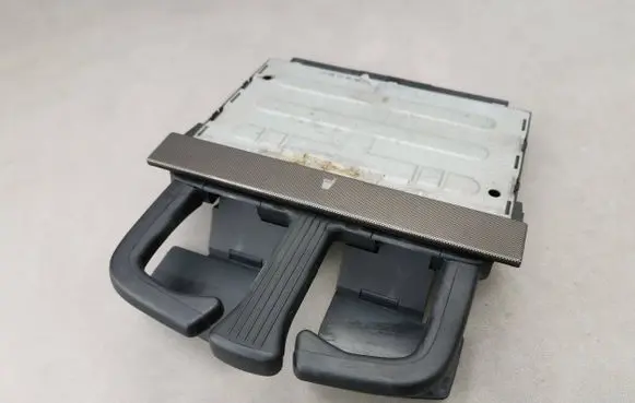 Volkswagen Golf IV Cup holder 1J0858601