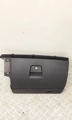 Volvo V50 Glove box 8626141