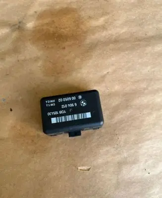 BMW 5 E39 Rain sensor YDB105430 00605002 6904012