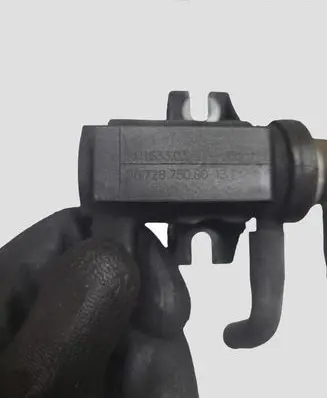 Volvo S60 Turbo solenoid valve 70163303 9672875080