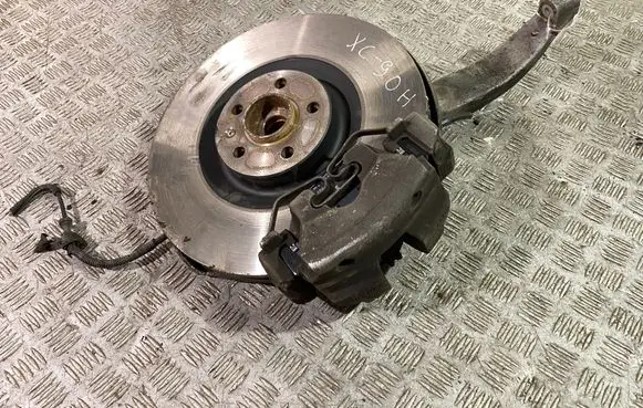 Volvo XC90 Front wheel hub