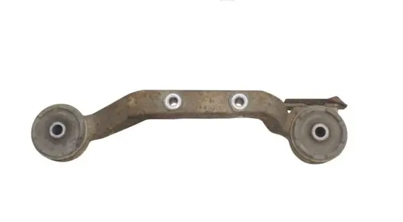 Lexus RX 450H Rear differential/diff mount bracket 