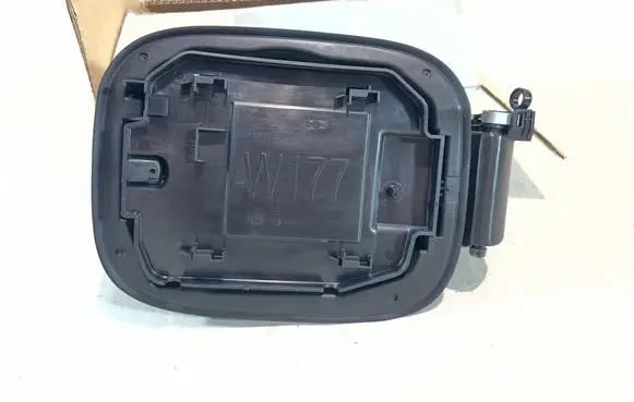 Mercedes-Benz A W177 Fuel tank cap A1776309301
