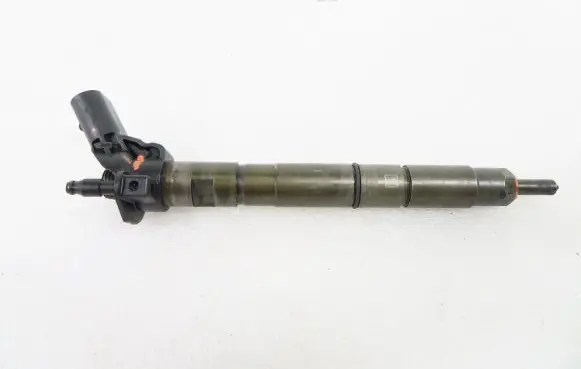 Audi A6 S6 C6 4F Fuel injector 059130277AJ