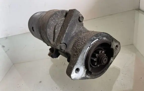 Toyota Avensis Verso Starter motor 2810064430 2280009221
