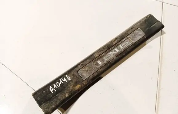 Lexus RX 300 Rear sill trim cover 6791748020