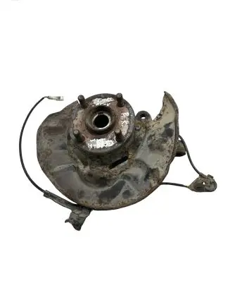 Toyota Corolla E120 E130 Front wheel hub