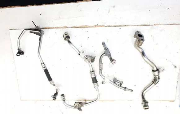 Mercedes-Benz CLA C118 X118 Turbo turbocharger oiling pipe/hose A2820900177 151983009R