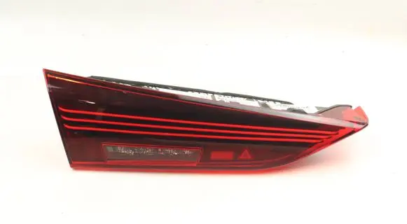BMW M4 G82 G83 Tailgate rear/tail lights 5A37AC3 20080106AF 09022024