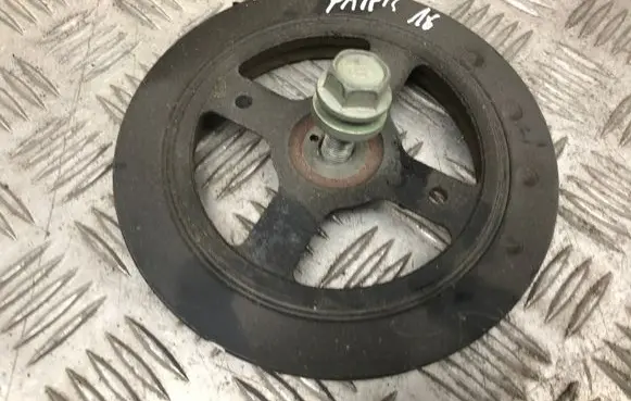 Toyota Yaris Crankshaft pulley