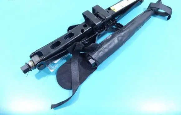 Suzuki XL7 II Lift Jack 5135201 IMPRK1356050