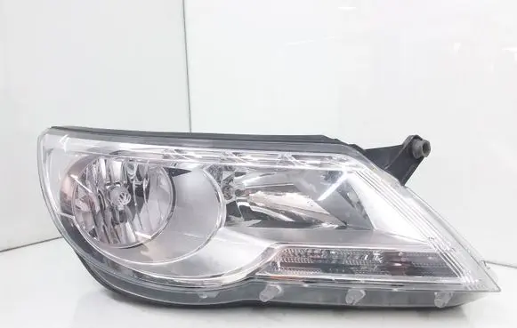 Volkswagen Tiguan Headlight/headlamp 5N1941032AB 1ED24703802