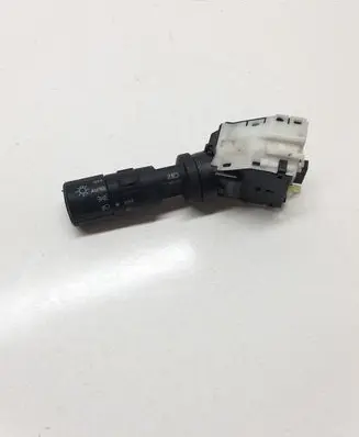 Nissan X-Trail T31 Indicator stalk 8805SD
