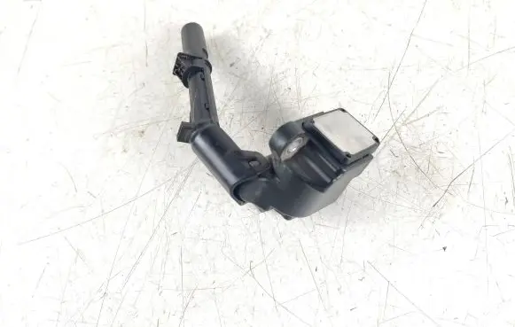 Mercedes-Benz Vito Viano W447 High voltage ignition coil A2749061400 15T204 28165252