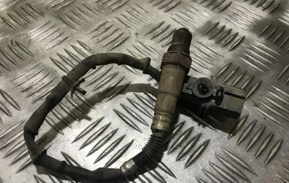 Nissan Pathfinder R51 Lambda probe sensor 0258007204 0258007205