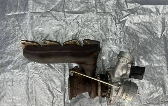 Mercedes-Benz E W213 Turbo A2740903280 A0072 1021901082
