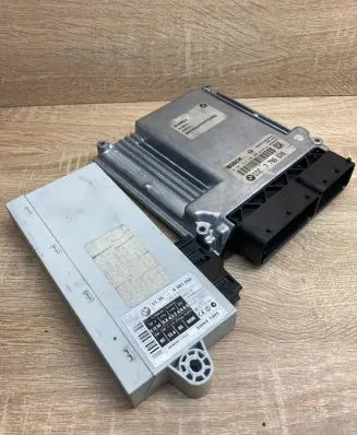 BMW 5 E60 E61 Engine control unit/module ECU 7796678 6965050