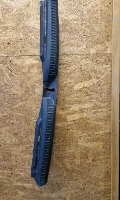 Trunk/boot sill cover protection
