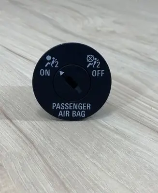 Opel Insignia A Passenger airbag on/off switch 13268602