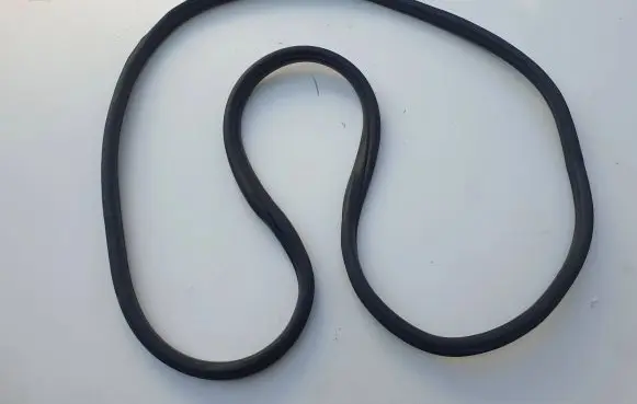 BMW M3 G80 Front door rubber seal 7407373