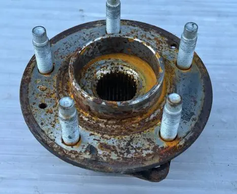 Opel Insignia B Front wheel hub 15360000 105681