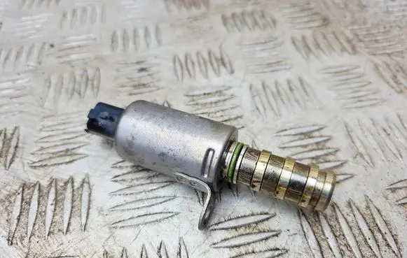 Citroen C4 Cactus Camshaft vanos timing valve 9825813780