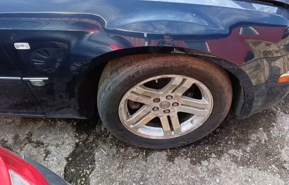 Chrysler 300 - 300C Fender