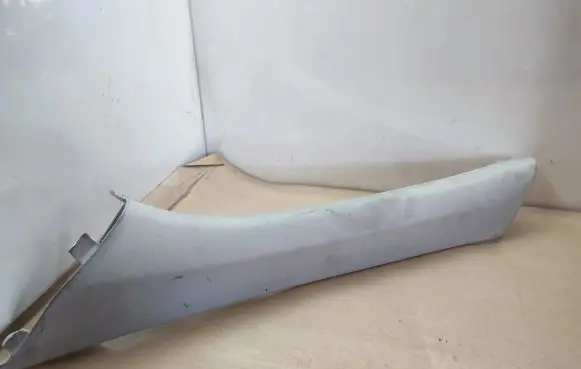 Mercedes-Benz ML W164 (A) pillar trim A1646900325